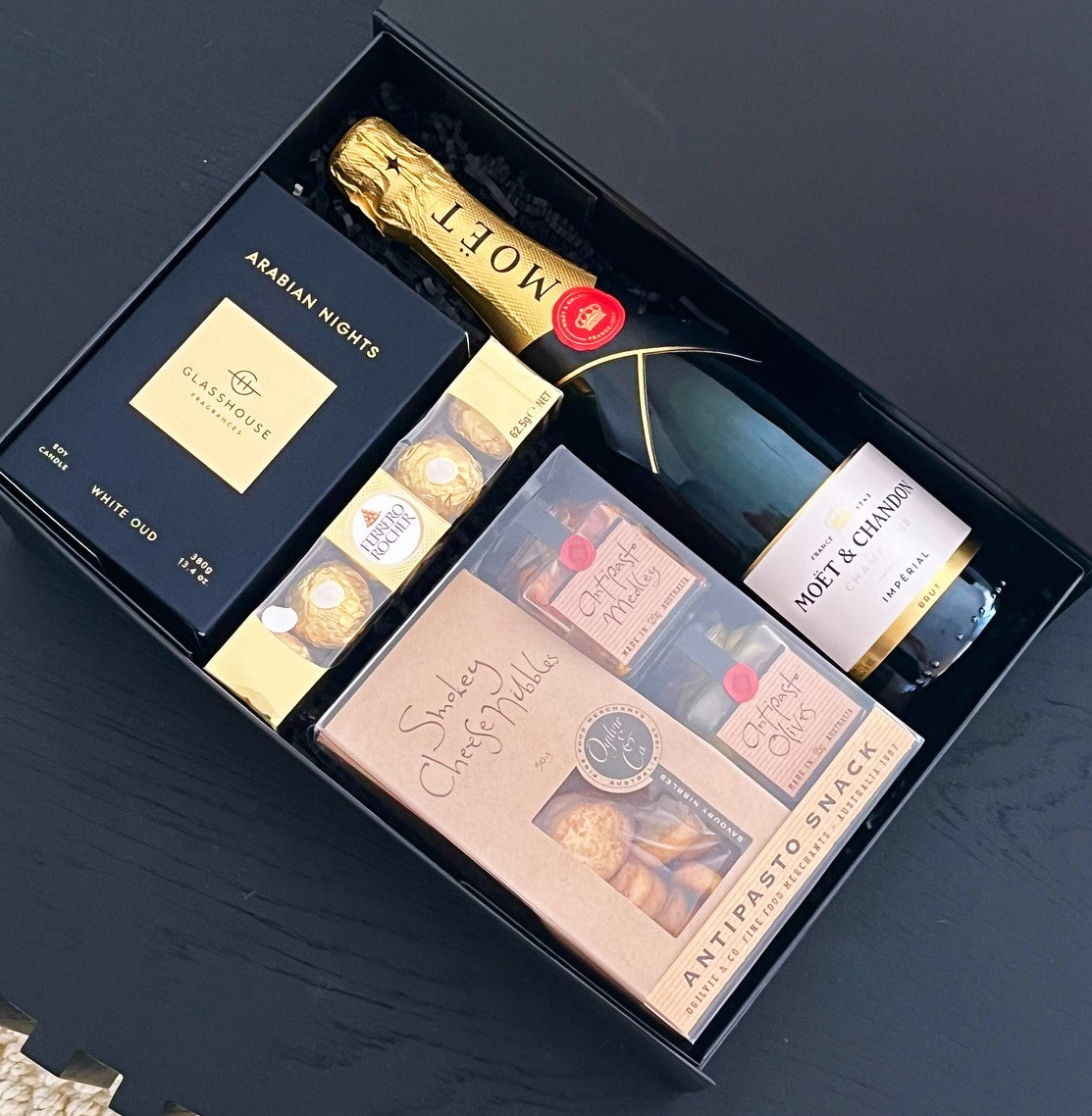 Single Gourmet Champagne Hero