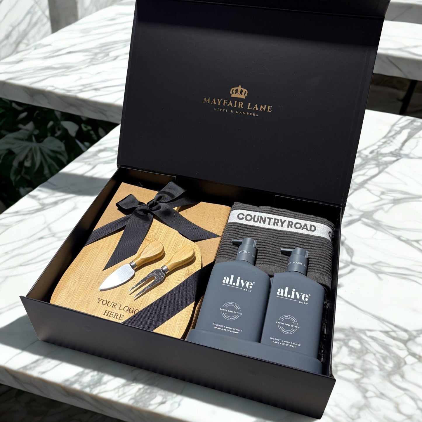 Mayfair Signature Kitchen
