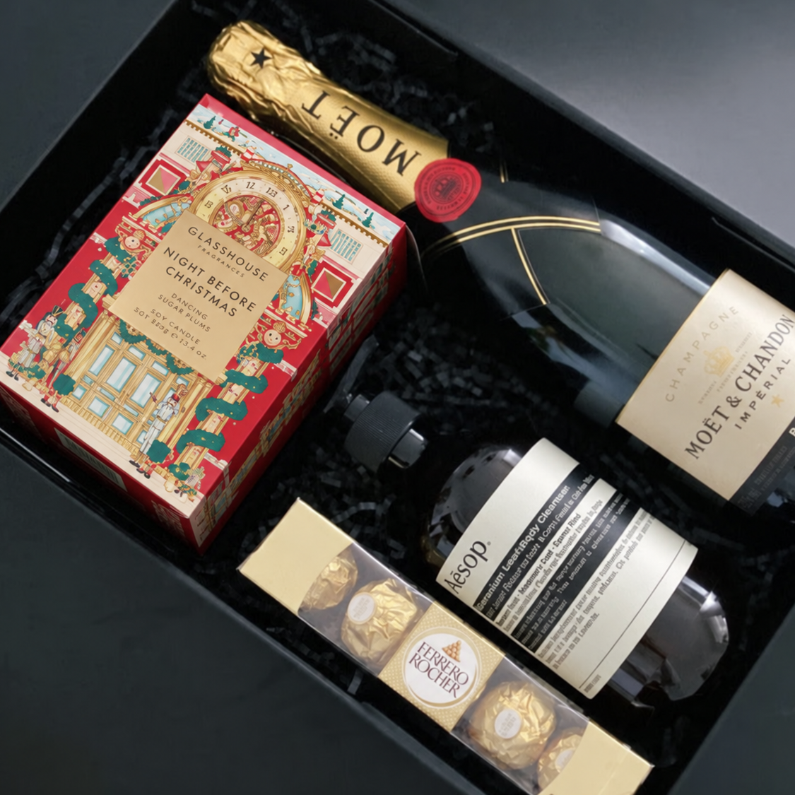 Christmas Deluxe Glasshouse & Aesop